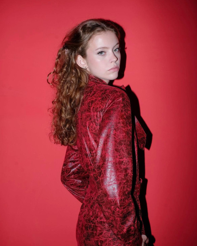 Model lola 11